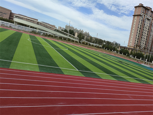  吉林省長春市一零三中學